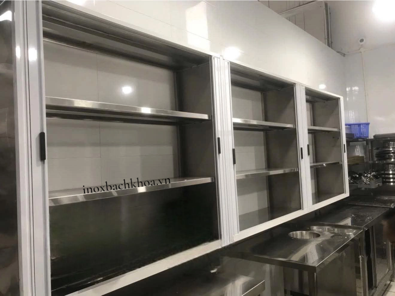 Tủ y tế treo tường - Inox Bách Khoa Tủ y tế treo tường làm bằng inox 304 cho bệnh viện trung tâm y tế và phòng khám đa khoa