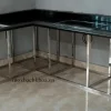Bàn bếp inox mặt đá là lựa chọn đang được rất nhiều gia đình, căn hộ, quán ăn, nhà hàng, bếp công nghiệp ưu tiên hàng đầu. Sản phẩm được thiết kế và thi công theo yêu cầu, kết hợp giữa khung inox 304 chống gỉ và mặt đá granite hoặc marble cao cấp, mang lại sự tiện dụng, sạch sẽ và sang trọng trong không gian bếp - inoxbachkhoa.vn