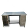 Bàn làm việc inox 304 cao cấp được thiết kế chuyên dụng cho môi trường công nghiệp và thương mại.