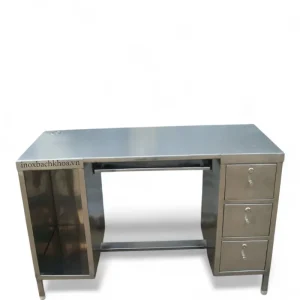 Bàn làm việc inox 304 cao cấp được thiết kế chuyên dụng cho môi trường công nghiệp và thương mại.