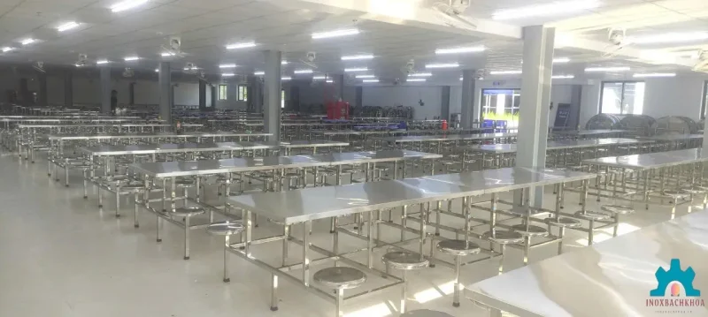 bộ bàn ăn công nghiệp inox