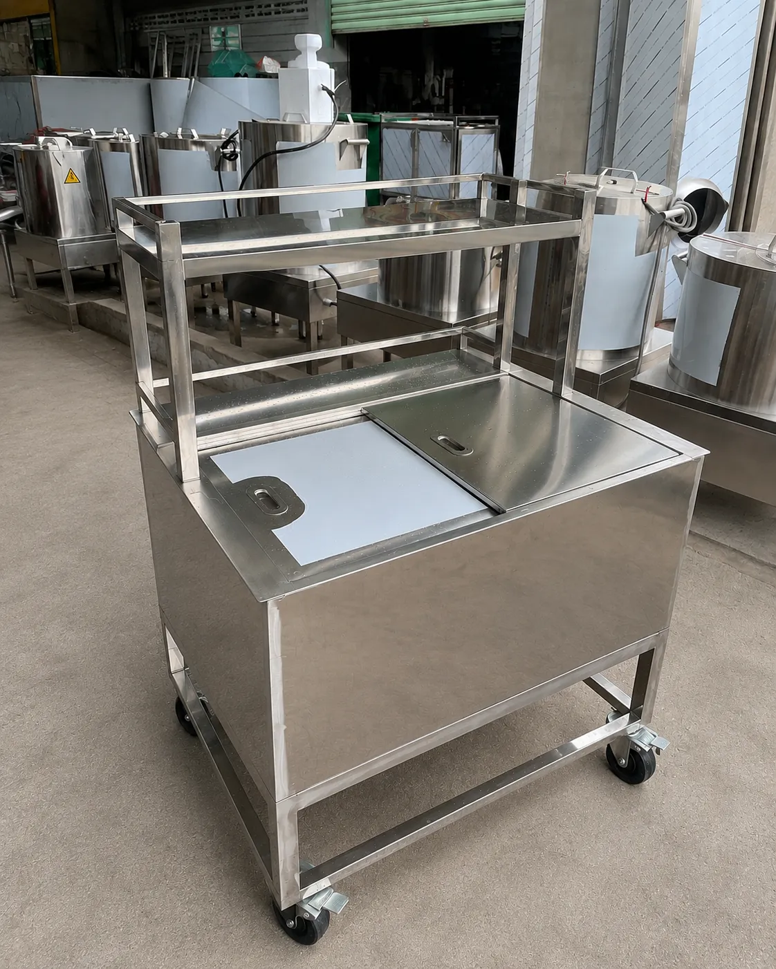 Thùng đá inox 304 - Inox Bách Khoa Thùng đá inox có kệ